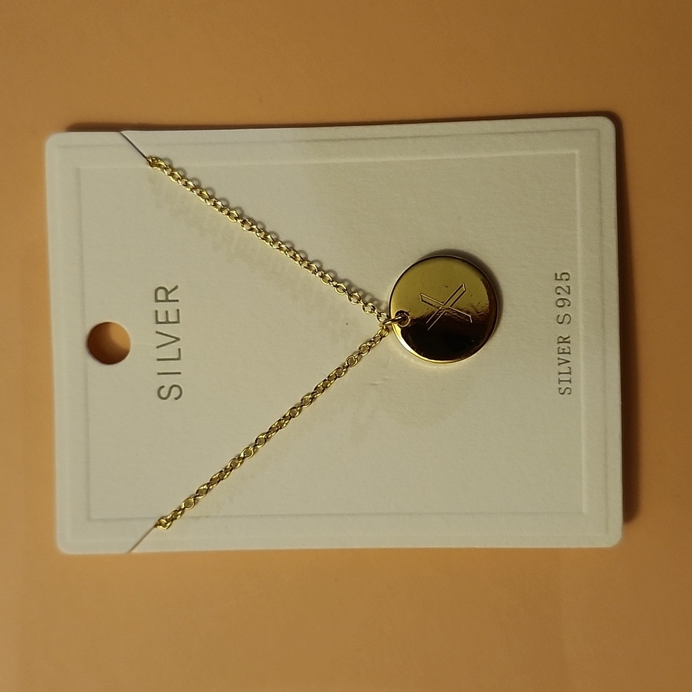 New Dainty Valloey Initial Pendant Necklace